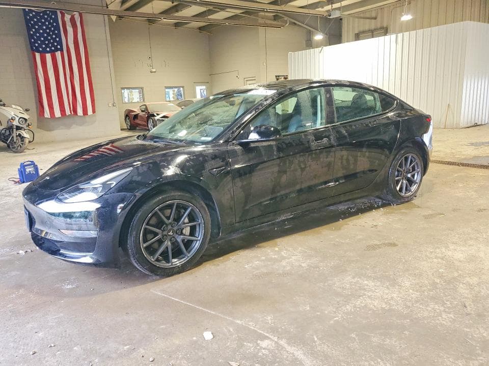 2022 TESLA MODEL 3 - 1