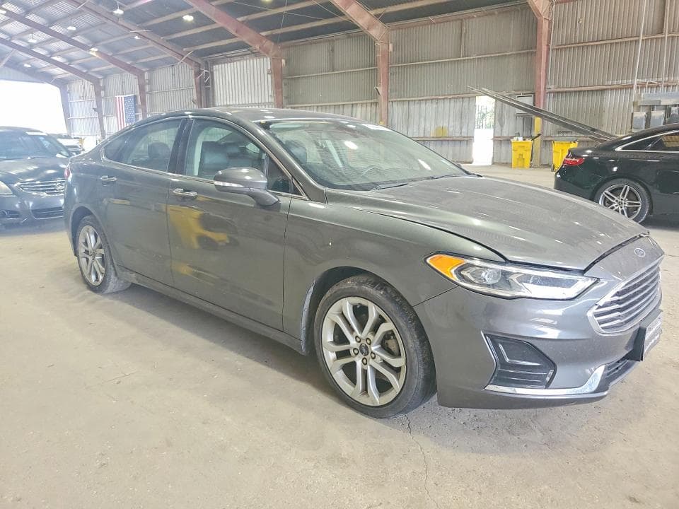 2019 FORD FUSION SEL 4