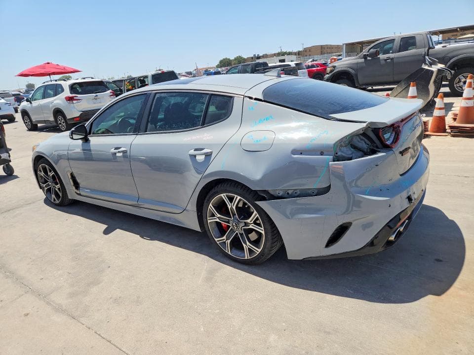 2019 KIA STINGER GT1 2
