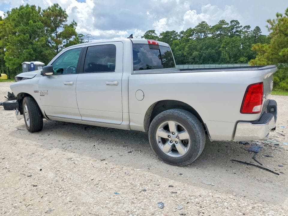 2019 RAM 1500 CLASSIC SLT 2