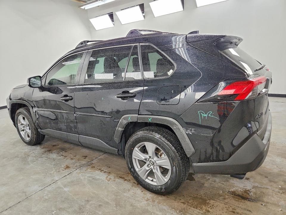 2025 TOYOTA RAV4 HYBRID XLE 2