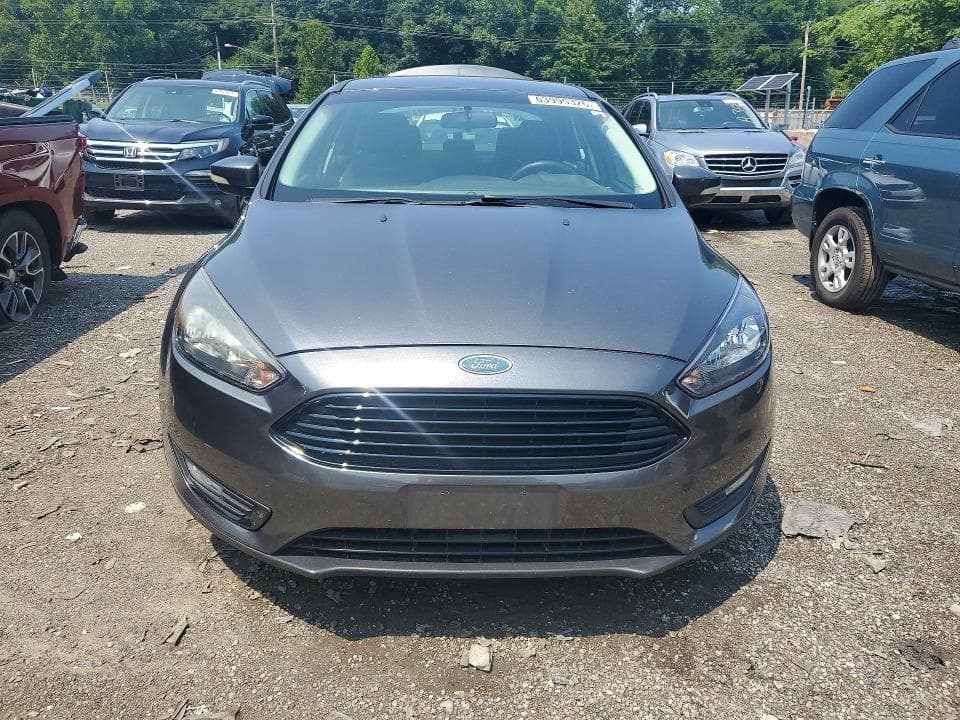 2017 FORD FOCUS SE 5