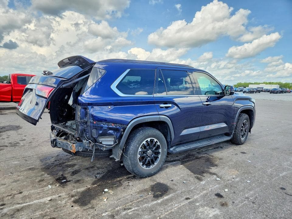 2023 TOYOTA SEQUOIA LIMITED 3
