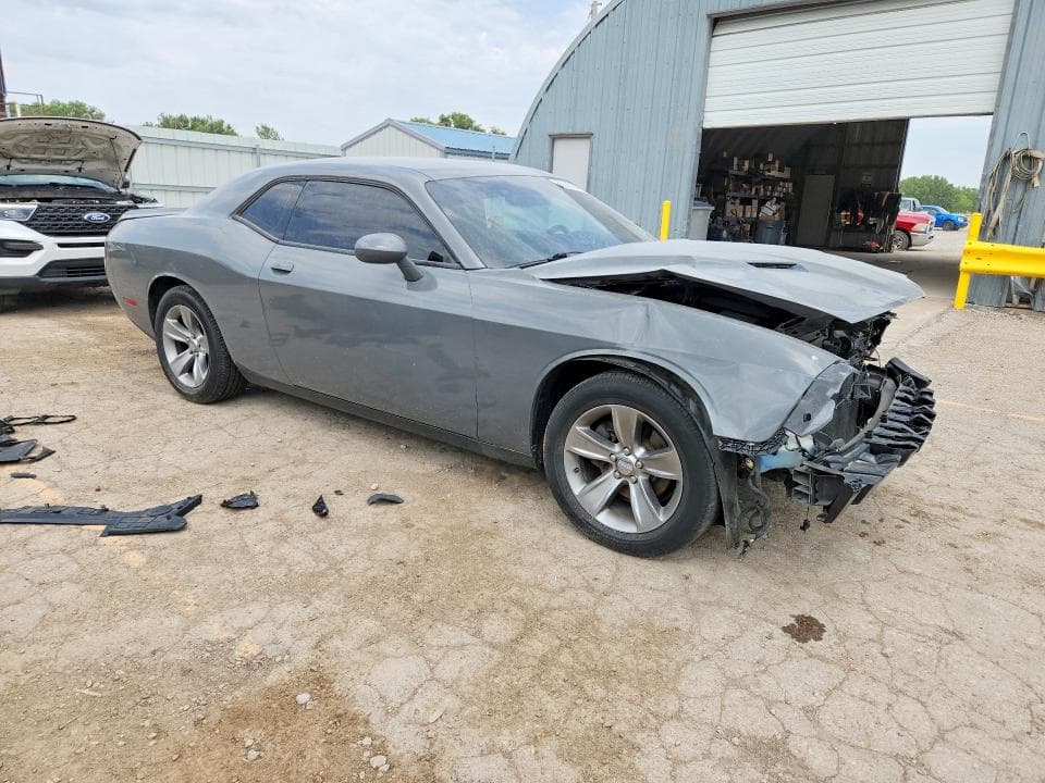 2019 DODGE CHALLENGER SXT 4