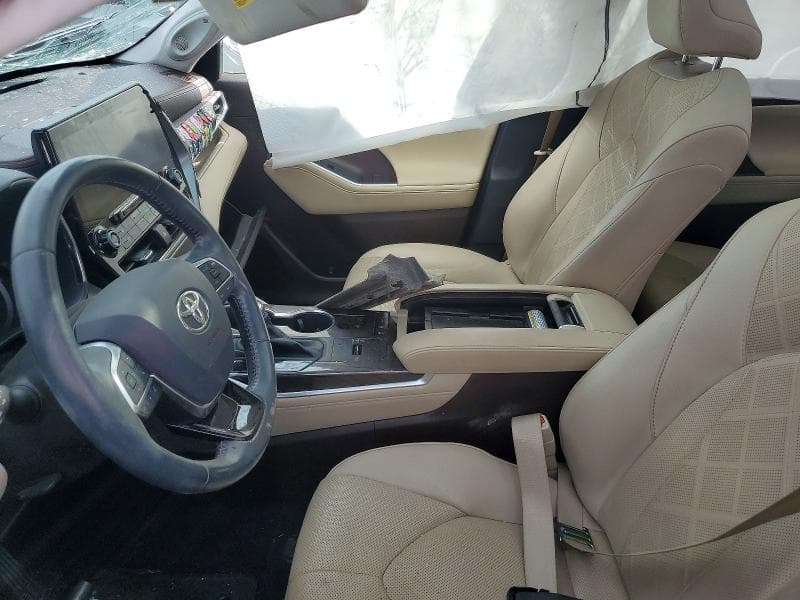 2021 TOYOTA HIGHLANDER HYBRID PLATINUM 7