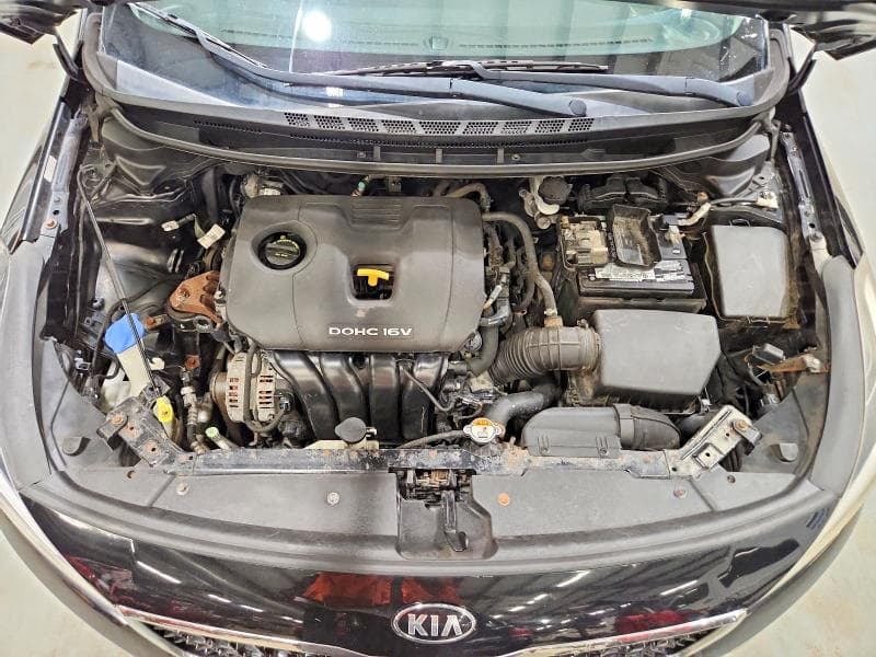 2018 KIA FORTE S 11