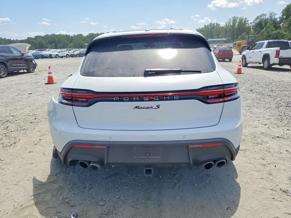 2025 PORSCHE MACAN S 6