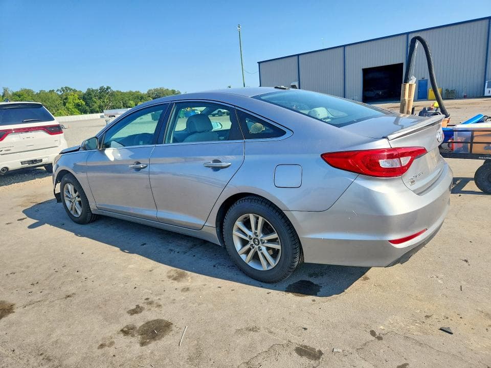 2017 HYUNDAI SONATA SE 2