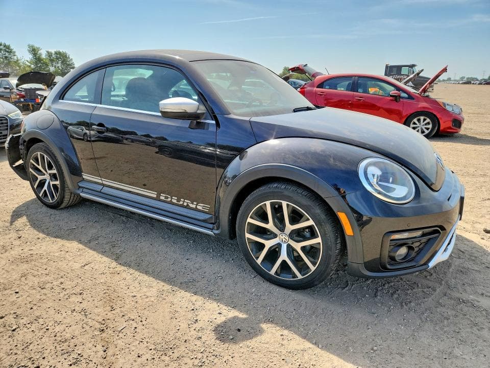 2018 VOLKSWAGEN BEETLE DUNE 4