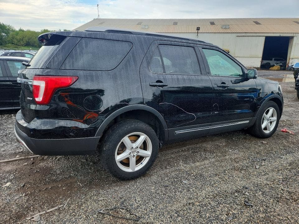 2017 FORD EXPLORER XLT 3