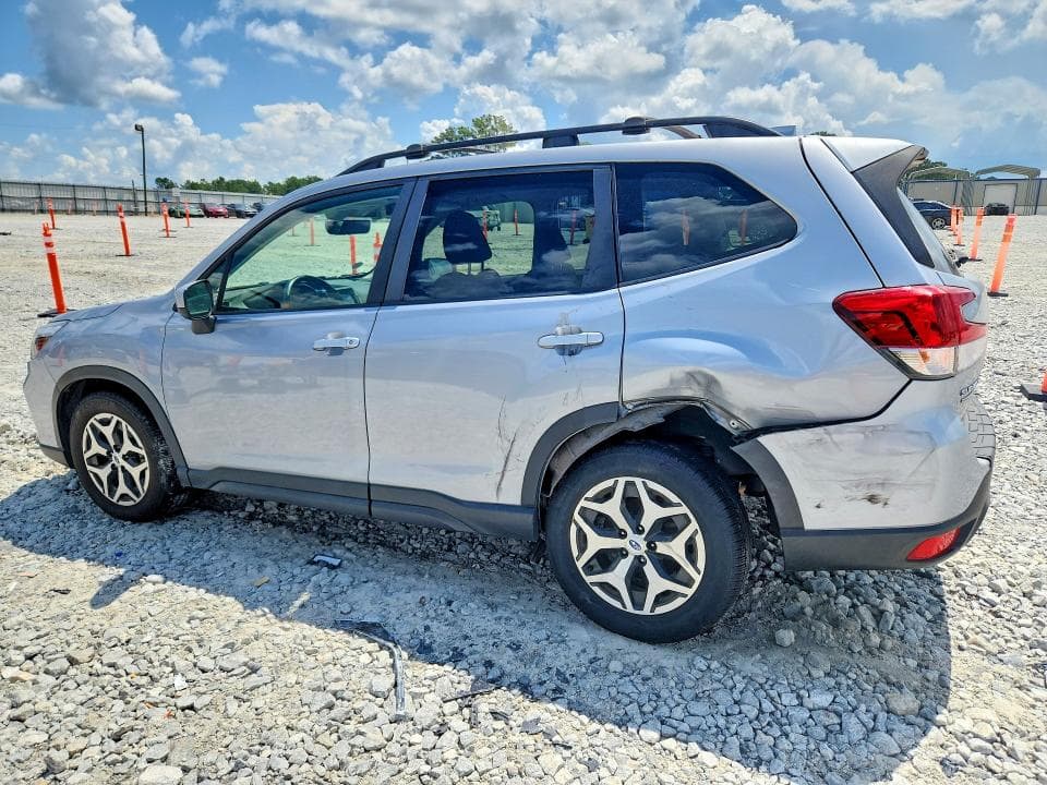 2019 SUBARU FORESTER PREMIUM 2