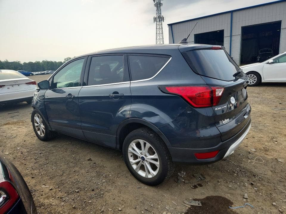 2019 FORD ESCAPE SE 2