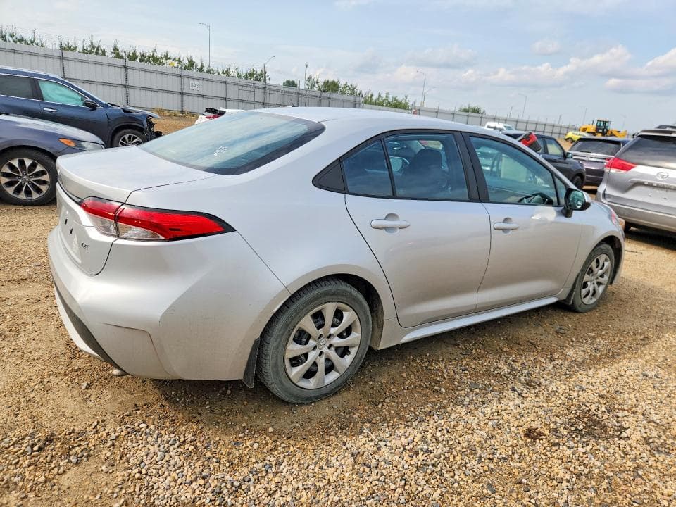 2022 TOYOTA COROLLA LE 3