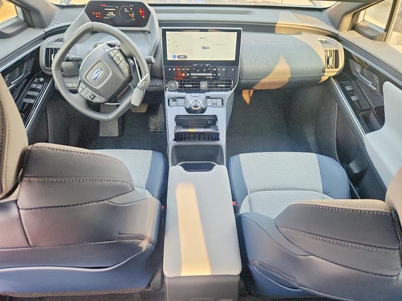 2025 SUBARU SOLTERRA PREMIUM 8