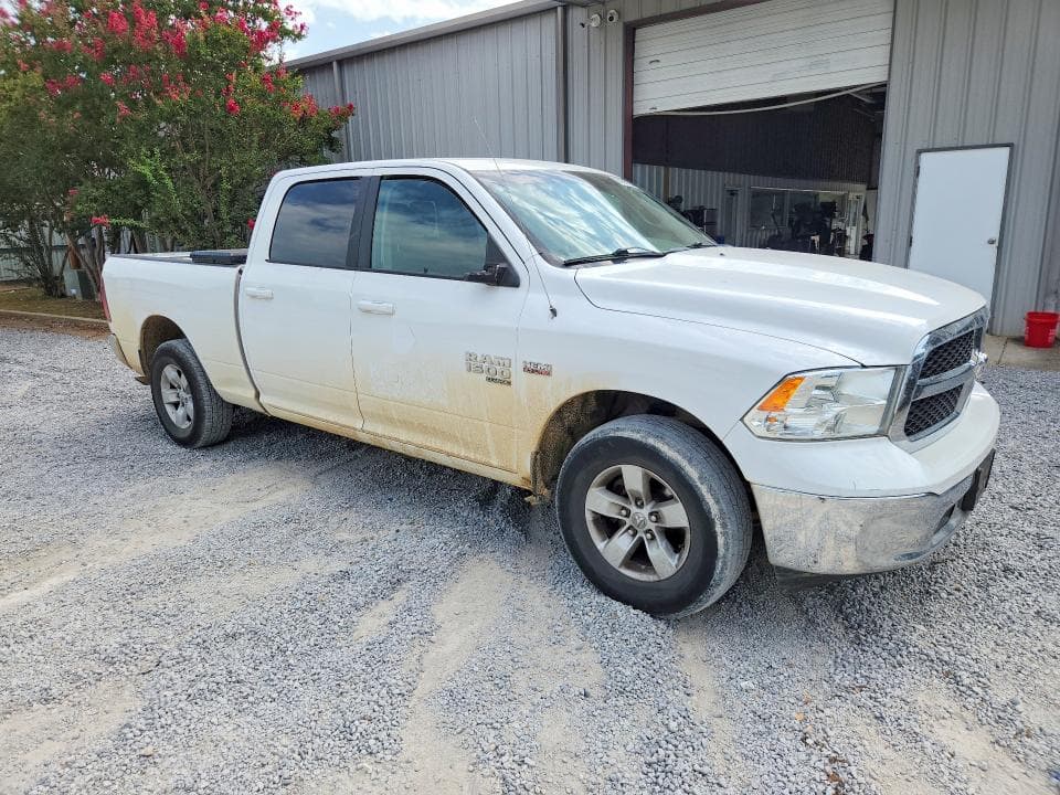 2020 RAM 1500 CLASSIC SLT 4