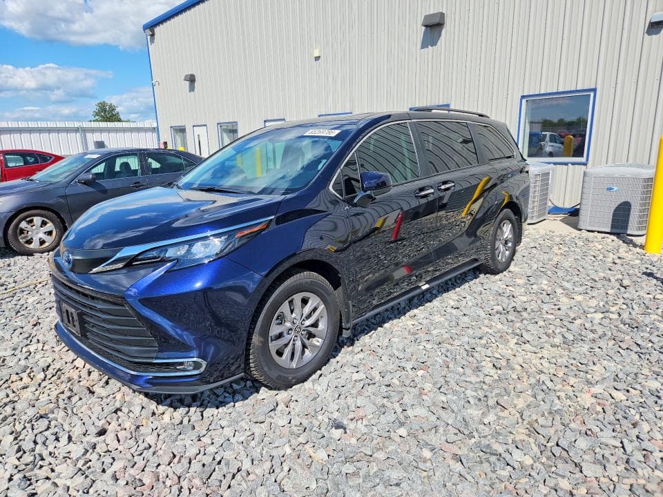2024 TOYOTA SIENNA XLE 7-PASSENGER