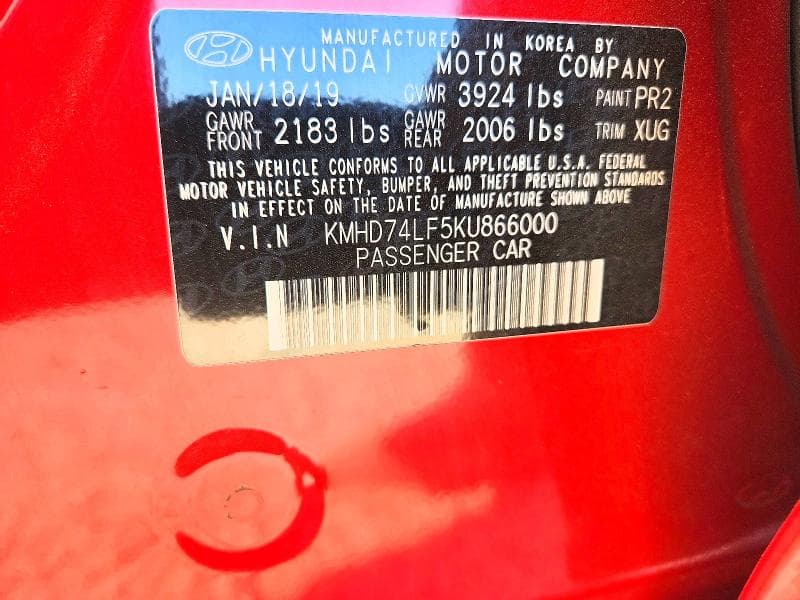 2019 HYUNDAI ELANTRA SE 13