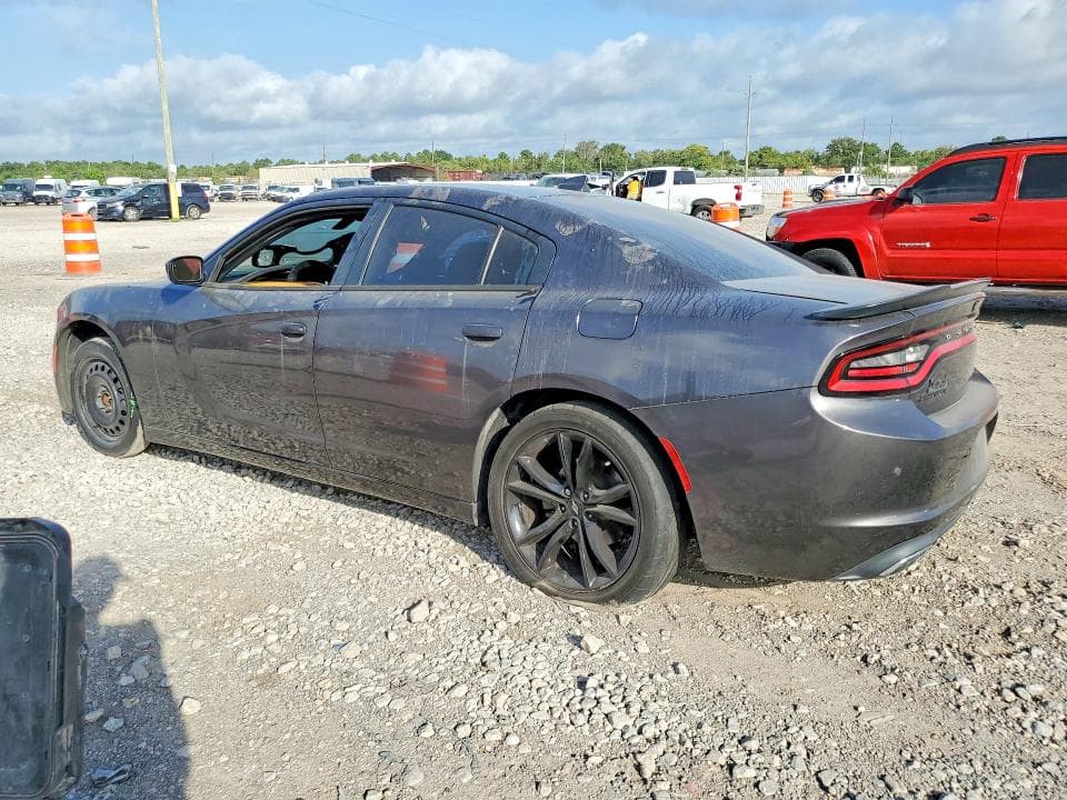2017 DODGE CHARGER SXT 2
