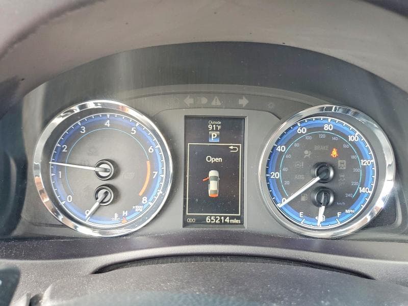 2017 TOYOTA COROLLA SE 9