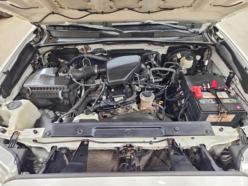 2018 TOYOTA TACOMA SR 11