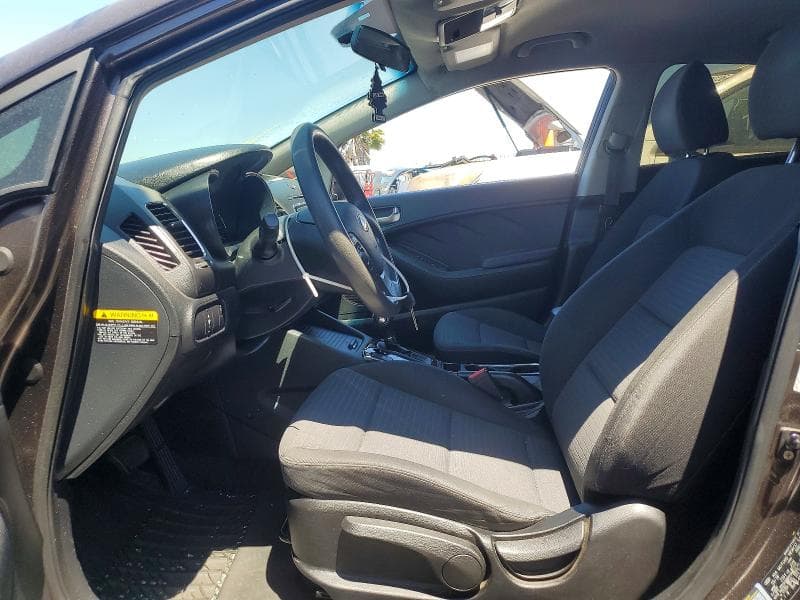 2017 KIA FORTE LX 7