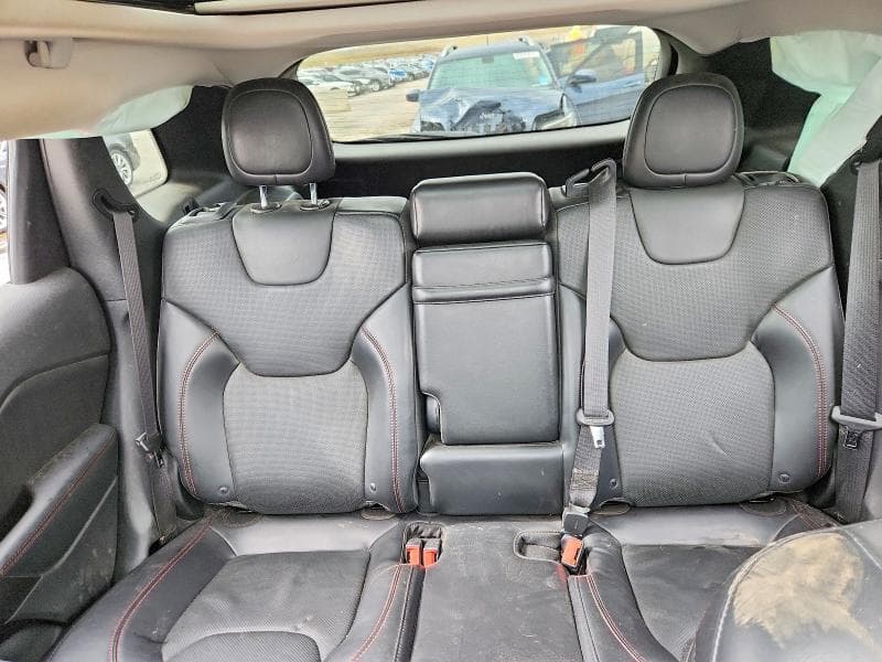 2019 JEEP CHEROKEE TRAILHAWK 10