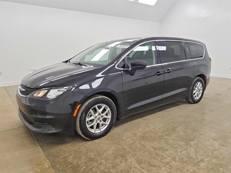 2021 CHRYSLER VOYAGER LX - 1