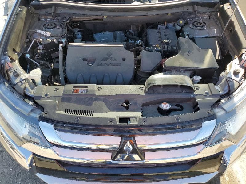 2017 MITSUBISHI OUTLANDER ES 12