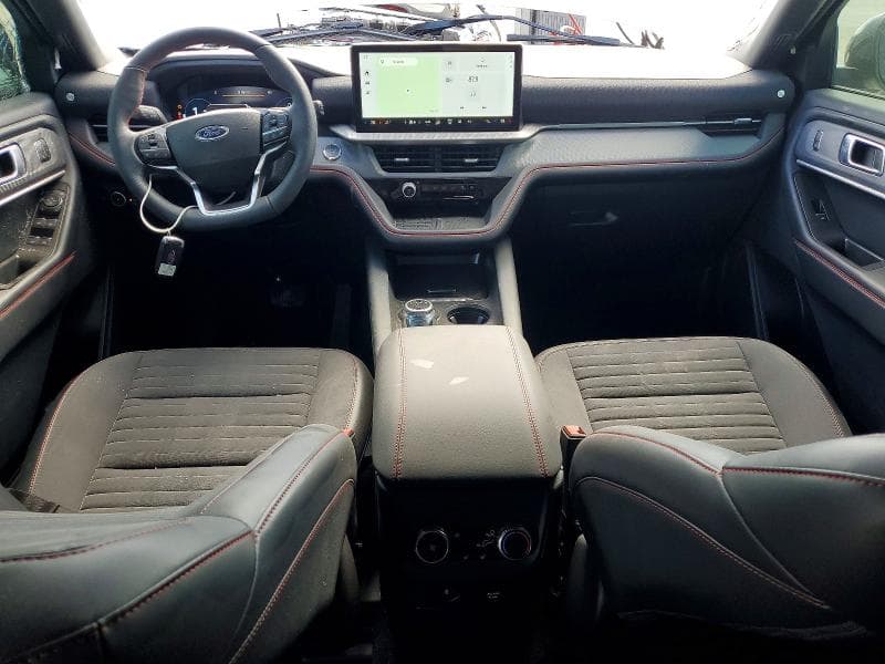 2025 FORD EXPLORER ST-LINE 8