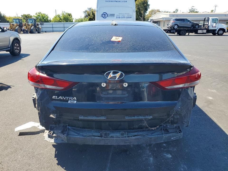 2017 HYUNDAI ELANTRA SE 6