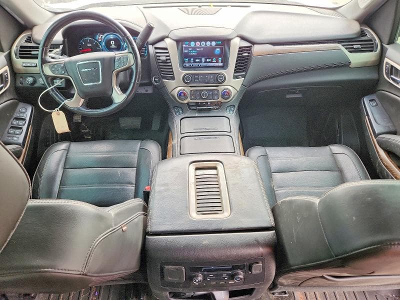 2018 GMC YUKON DENALI 8