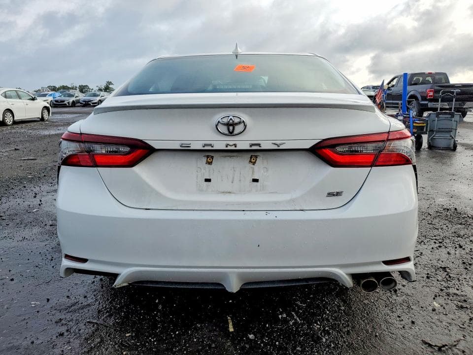 2023 TOYOTA CAMRY SE 6