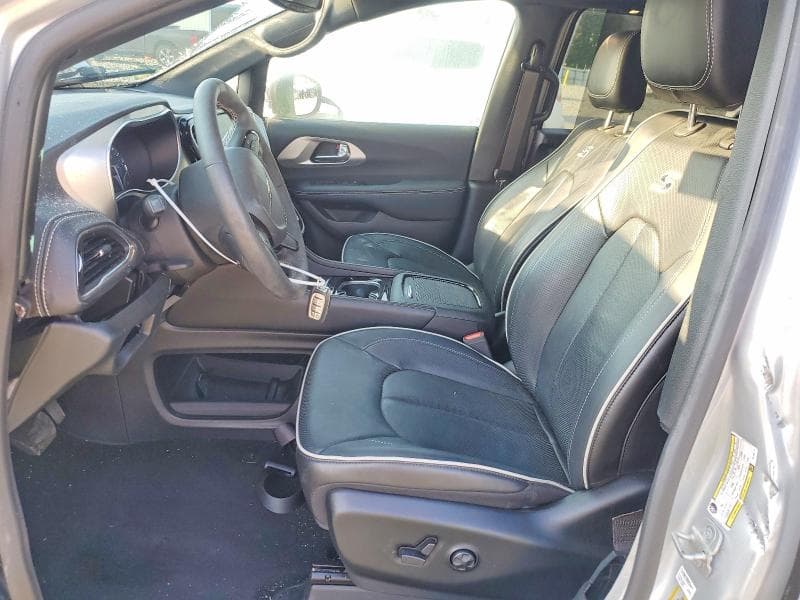 2024 CHRYSLER PACIFICA LIMITED 7