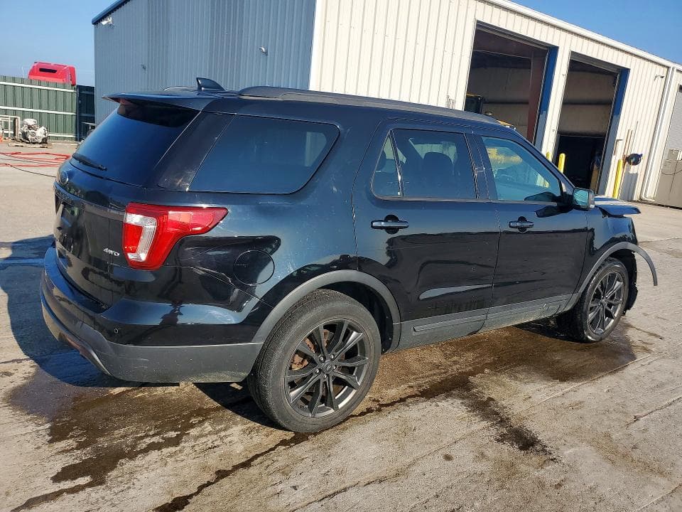 2017 FORD EXPLORER XLT 3