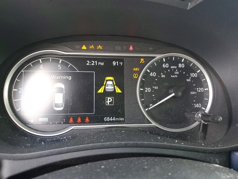 2025 NISSAN VERSA SV 9