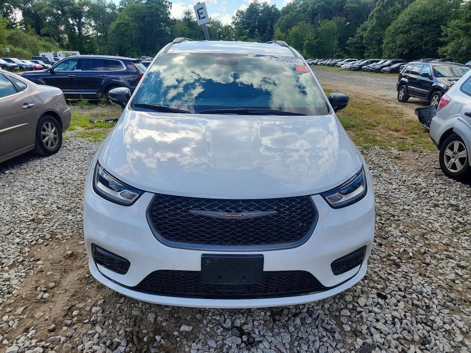 2024 CHRYSLER PACIFICA TOURING L 5