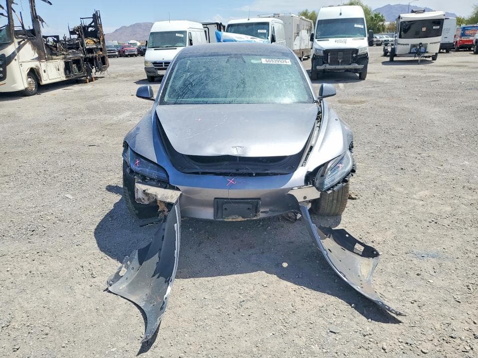 2025 TESLA MODEL 3 5