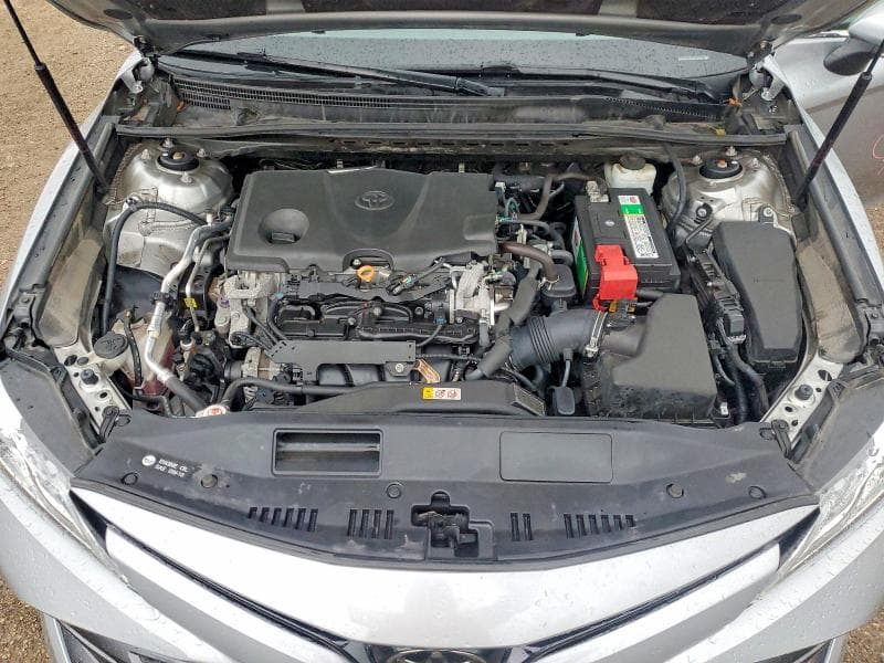2019 TOYOTA CAMRY XLE 11