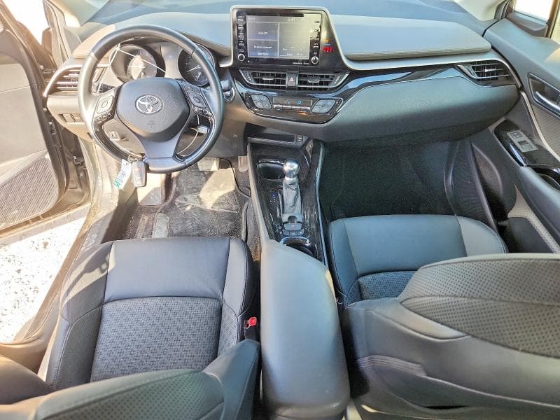 2020 TOYOTA C-HR LIMITED 8
