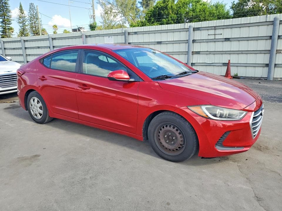 2017 HYUNDAI ELANTRA SE 4