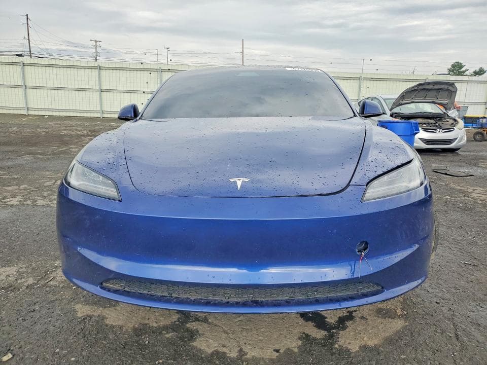 2025 TESLA MODEL 3 5