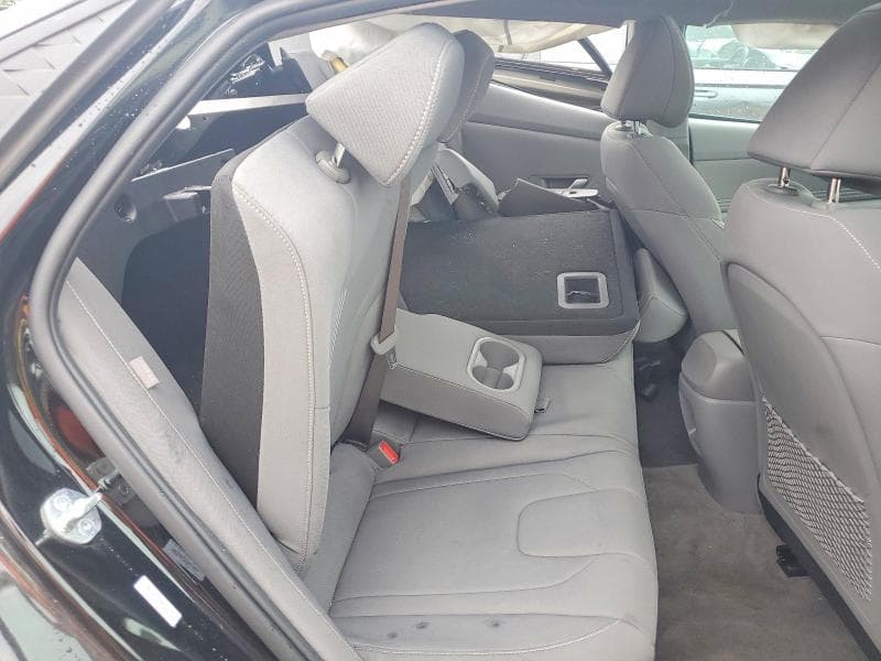 2025 HYUNDAI ELANTRA SEL 10