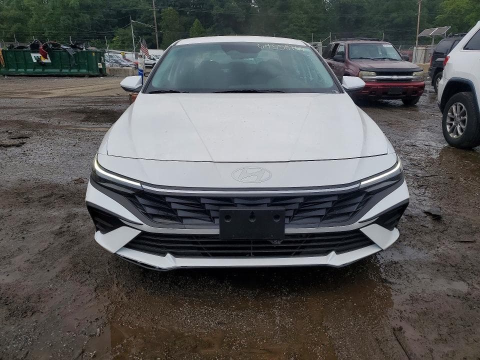 2026 HYUNDAI ELANTRA HYBRID BLUE 5