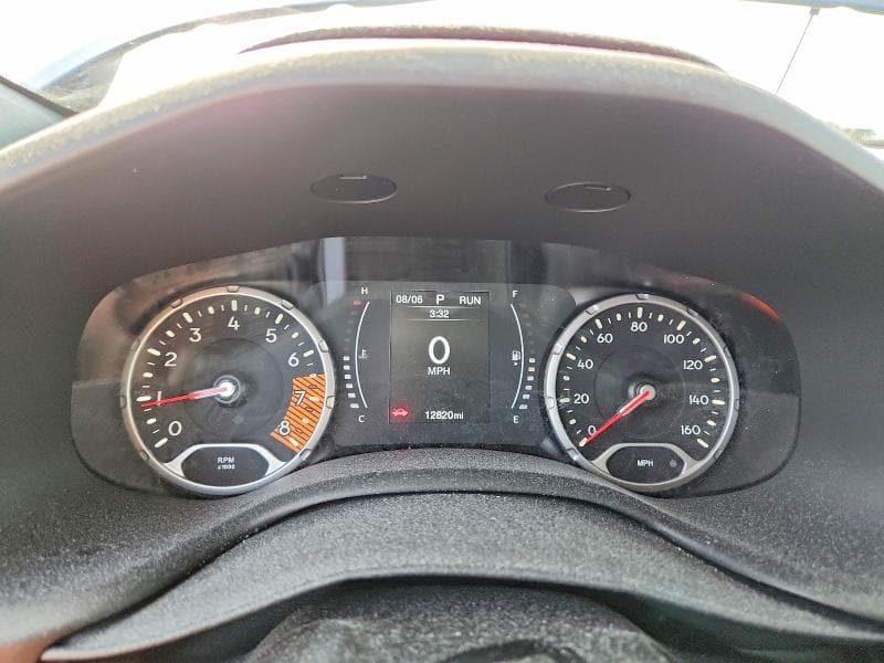 2020 JEEP RENEGADE LATITUDE 9