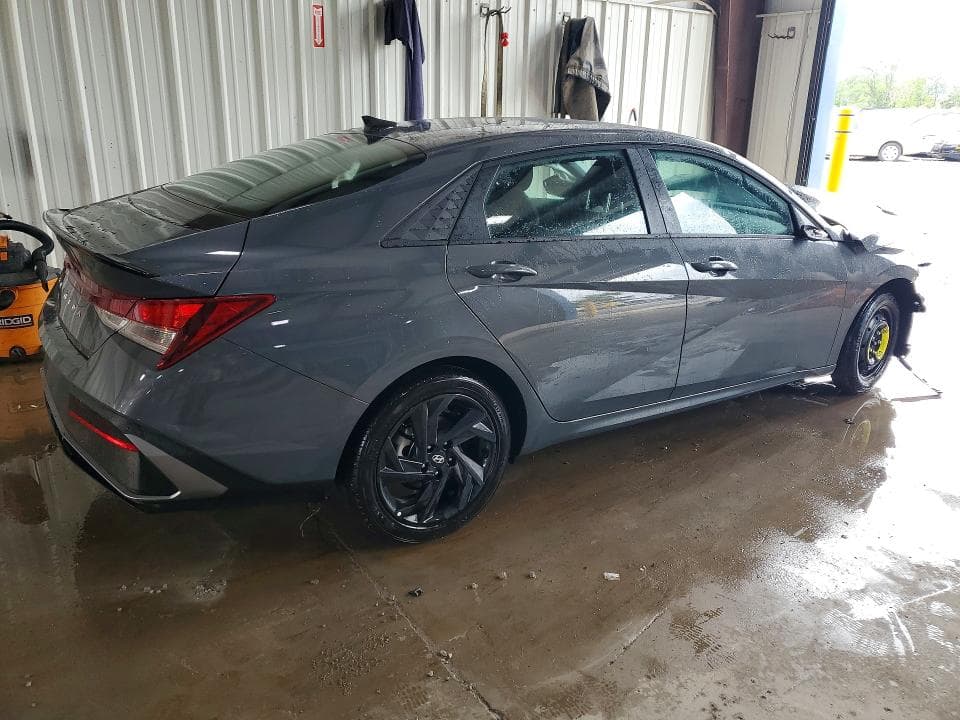 2026 HYUNDAI ELANTRA SEL SPORT 3