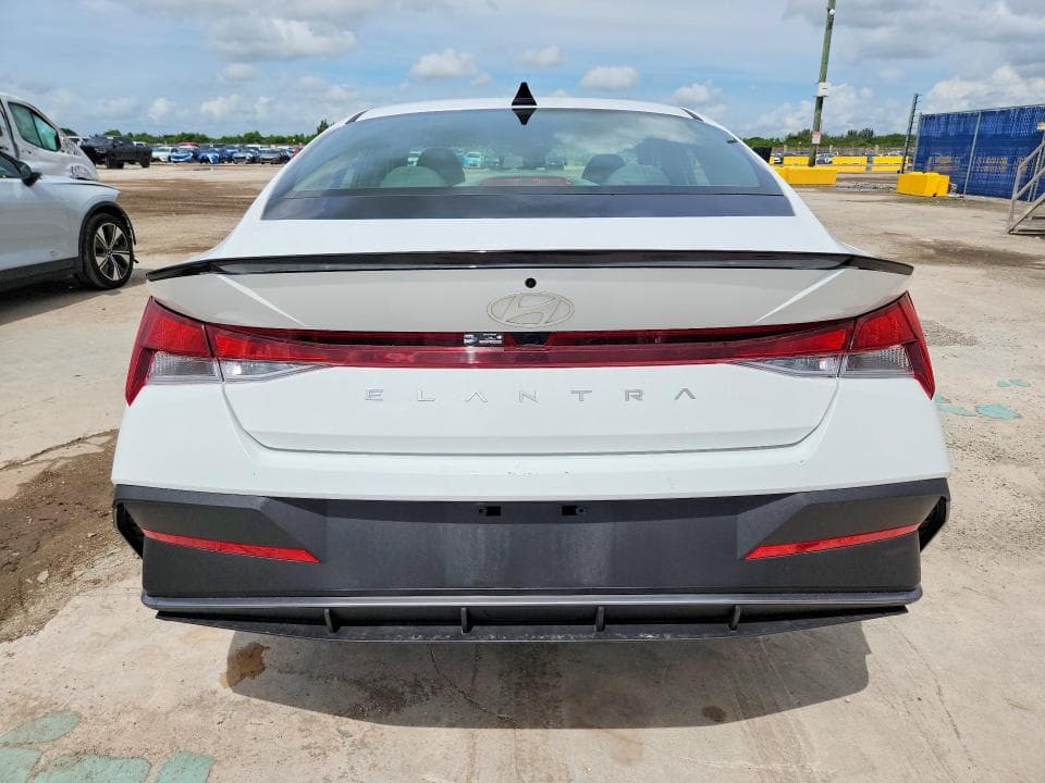 2026 HYUNDAI ELANTRA SEL SPORT 6