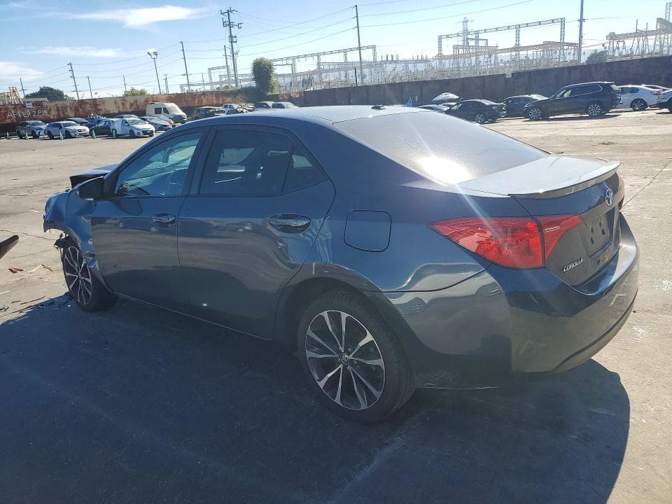2017 TOYOTA COROLLA SE 2