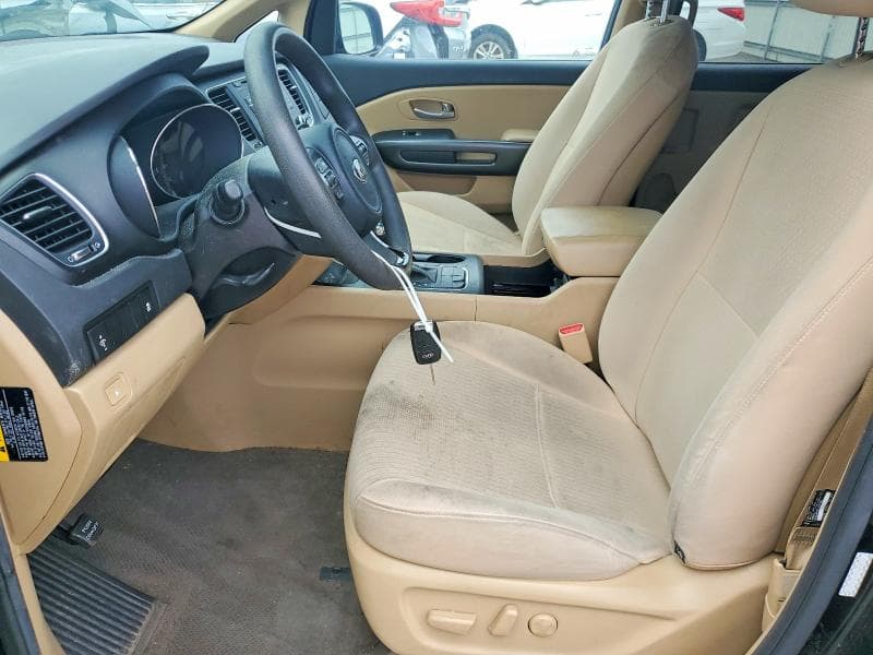 2017 KIA SEDONA LX 7