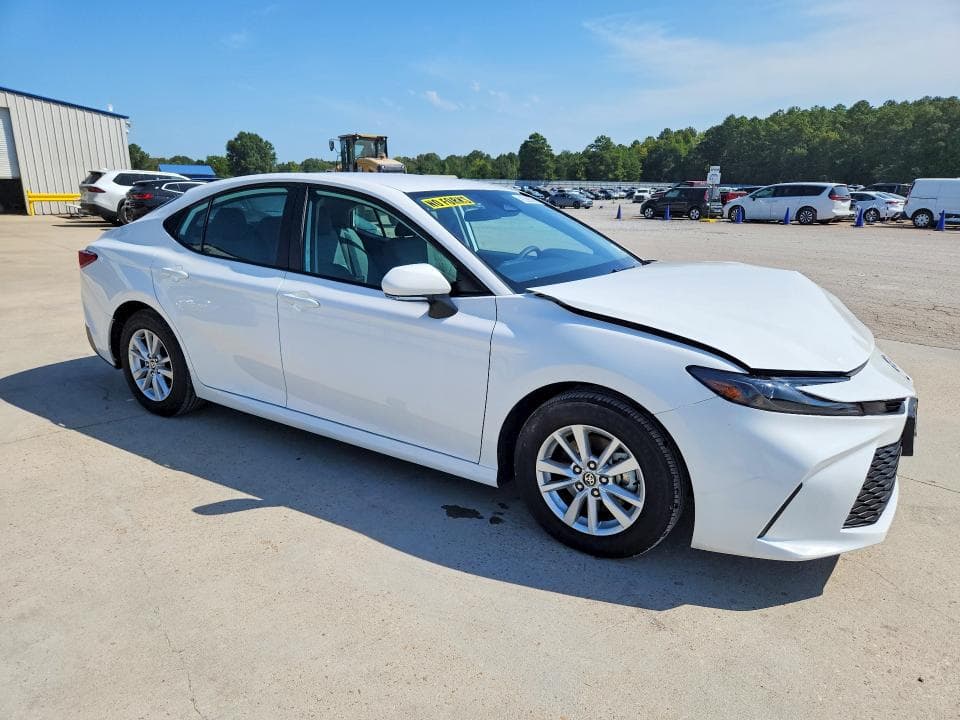 2025 TOYOTA CAMRY LE 4