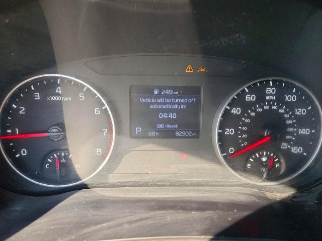 2022 KIA SELTOS S 9